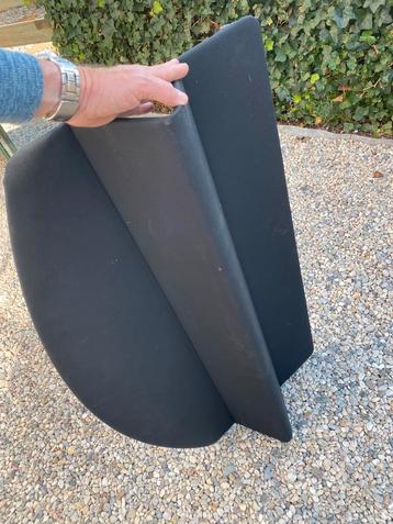 Tesla model Y Hoedenplank of kofferbak plank beschikbaar voor biedingen