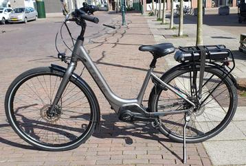 Trek UM4+Bosch Active Line plus riemaandrijving belt garanti beschikbaar voor biedingen