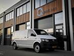 Volkswagen Transporter 2.0 TDI L2H1 | CARPLAY | CAMERA | NAP, Auto's, Bestelauto's, Euro 5, Gebruikt, 4 cilinders, 1865 kg