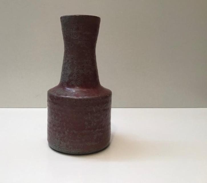 Vintage Mobach vaas, gemêleerd en gesigneerd met stempel, Huis en Inrichting, Woonaccessoires | Vazen, Zo goed als nieuw, Overige kleuren