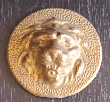 Leeuw. Doorsnee 7cm.  beschikbaar voor biedingen