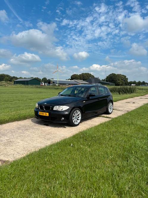 BMW 1-Serie 1.6 116I 2005 Zwart, Auto's, BMW, Particulier, 1-Serie, ABS, Airbags, Airconditioning, Alarm, Centrale vergrendeling