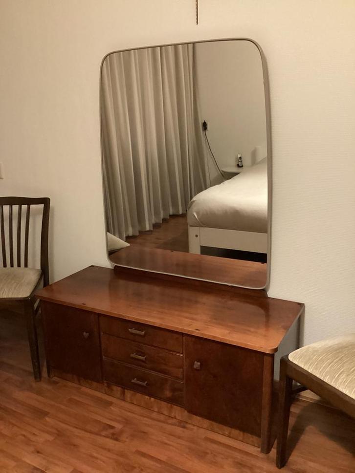 Mahonie kaptafel jaren 50, Huis en Inrichting, Woonaccessoires | Spiegels, Ophalen