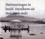 Fotoalbums uit nederlands-indie, Ophalen, Zo goed als nieuw