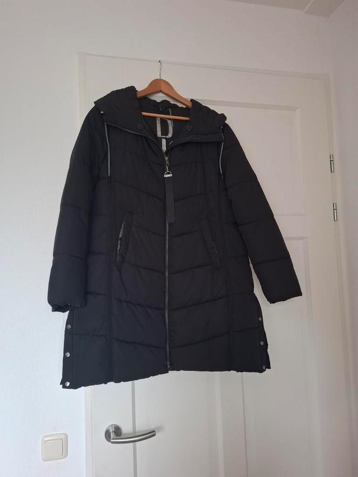 District Winterjas Maat 46, Kleding | Dames, Jassen | Winter, Zo goed als nieuw, Maat 46/48 (XL) of groter, Zwart, Verzenden