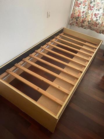 KajuiitbKajuitbed, 190 x 90 x 40 cm beschikbaar voor biedingen