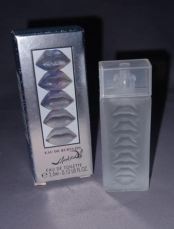 Volle Parfum Miniatuur - Dali eau de rubbylips + Doosje  beschikbaar voor biedingen