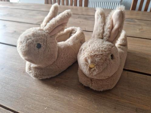 Thu!s Konijn Pantoffels - Maat 28, Kinderen en Baby's, Kinderkleding | Schoenen en Sokken, Zo goed als nieuw, Overige typen, Jongen of Meisje