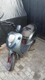 Leuke beun scooter (sym mio) rijdt en werkt top, Ophalen, Zo goed als nieuw, Overige modellen