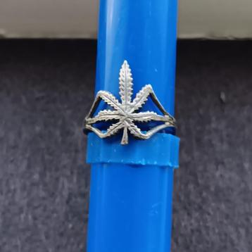 Ringetje, jaren 70, hippie ring, vintage beschikbaar voor biedingen