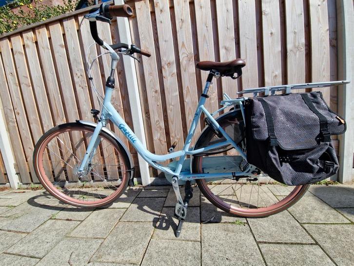 Gazelle Bloom fiets, framemaat L57 Kleur: Iced Blue T7, Fietsen en Brommers, Fietsen | Dames | Moederfietsen, Zo goed als nieuw