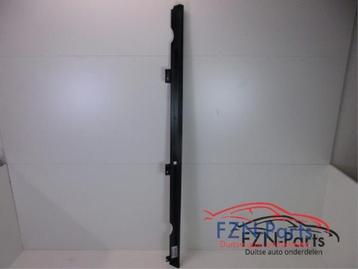 VW Golf 7 R R20 R-Line Sideskirt Rechts beschikbaar voor biedingen