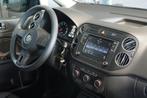 Volkswagen Golf Plus 1.2 TSI Trendline BlueMotion + APPLE CA, Auto's, Stof, Gebruikt, 4 cilinders, 1264 kg