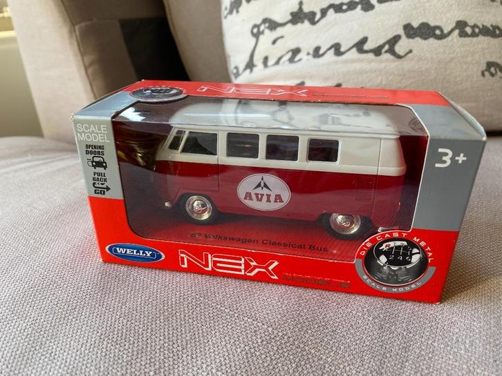 Welly NEX Volkswagen T1 Bus 1962 – AVIA collector's item, Hobby en Vrije tijd, Modelauto's | 1:43, Nieuw, Bus of Vrachtwagen, Overige merken