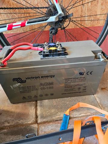 Victron agm 12v-165ah accu + victron ts800 beschikbaar voor biedingen