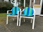 2  stapelbare tuinstoelen van wit plastic, Ophalen, Gebruikt, Plastic