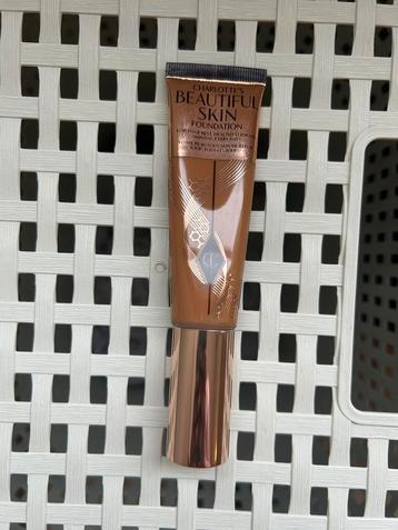 Foundation charlotte tilbury nieuw beschikbaar voor biedingen