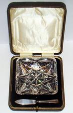 Boter schaal en zilveren botermesje in etui, Sheffield 1927., Antiek en Kunst, Antiek | Goud en Zilver, Ophalen of Verzenden, Zilver