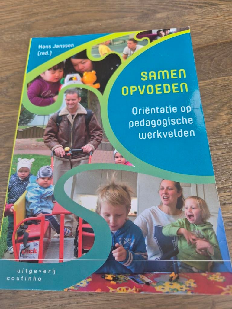 Samen opvoeden, Ophalen of Verzenden, Zo goed als nieuw, Sociale wetenschap