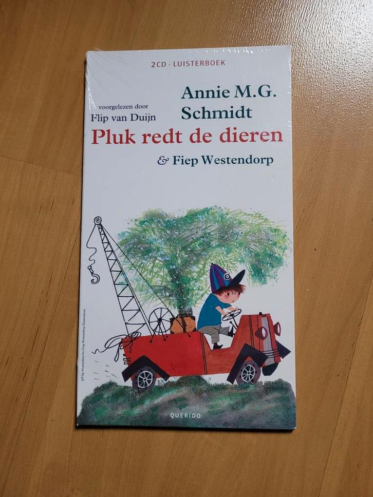 Luisterboek Pluk redt de dieren - Annie M.G. Schmidt, Boeken, Kinderboeken | Jeugd | onder 10 jaar, Zo goed als nieuw, Sprookjes