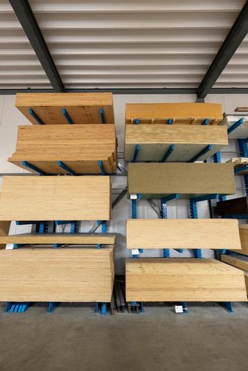 Diverse Platen: Underlayment, Betonplex, Multiplex, OSB, MDF beschikbaar voor biedingen