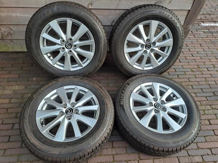 Mazda CX5 winterbanden 225/65-R17, Auto-onderdelen, Banden en Velgen, Banden en Velgen, Winterbanden, 17 inch, 225 mm, Ophalen