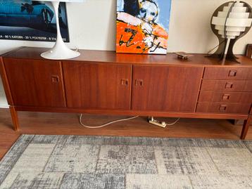 vintage dressoir Fristho beschikbaar voor biedingen