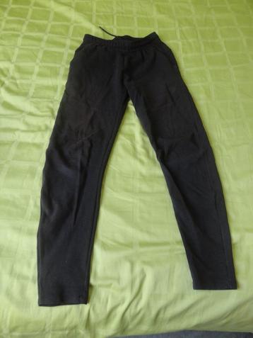 Nike trainingsbroek maat XS (zwart) beschikbaar voor biedingen