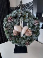 Decoratieve kerstkrans met eikels en standaard, Huis en Inrichting, Ophalen of Verzenden, Zo goed als nieuw