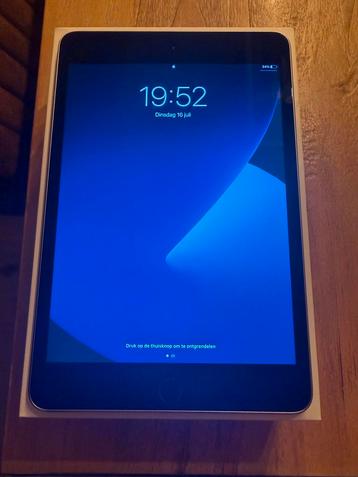 iPad mini 4 - 16GB - Space Grey - in nieuwstaat beschikbaar voor biedingen