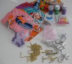 Knutselspullen assortiment o.a. vilt, band, e.d., Hobby en Vrije tijd, Ophalen of Verzenden, Nieuw, Materiaal