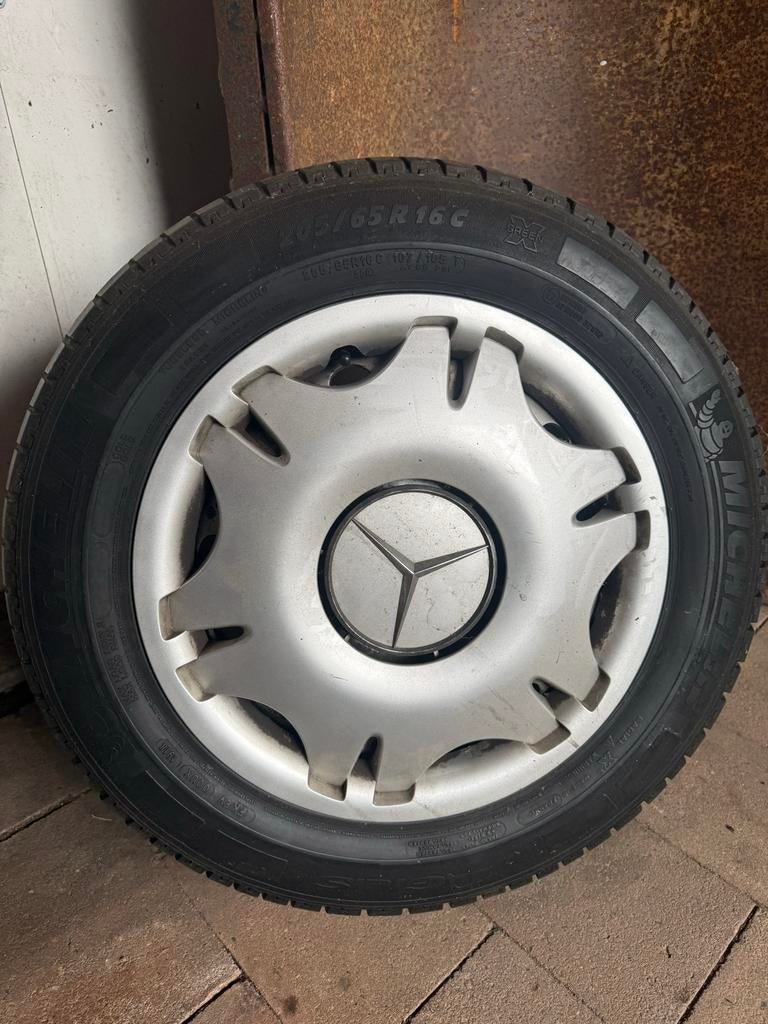 Vito/Viano Banden - Goede Staat!, Auto diversen, Auto-accessoires, Gebruikt, Ophalen