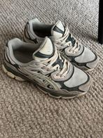Asics NYC grey. Sneakers Maat 41 - Nette Staat!, Ophalen of Verzenden, Gedragen, Overige kleuren, Sneakers of Gympen