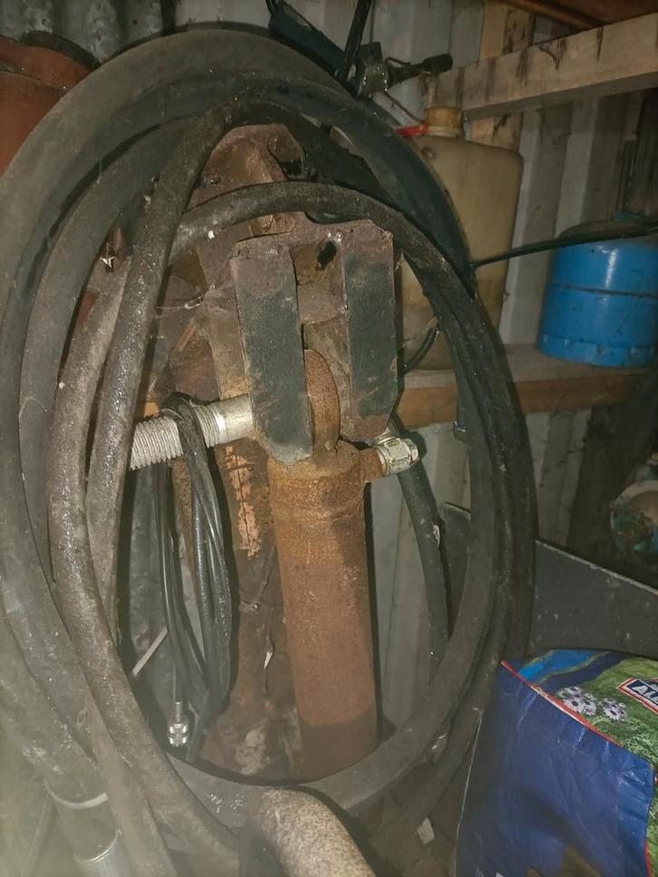 Hydraulische klover / pers, Doe-het-zelf en Verbouw, Overige Doe-het-zelf en Verbouw, Ophalen of Verzenden