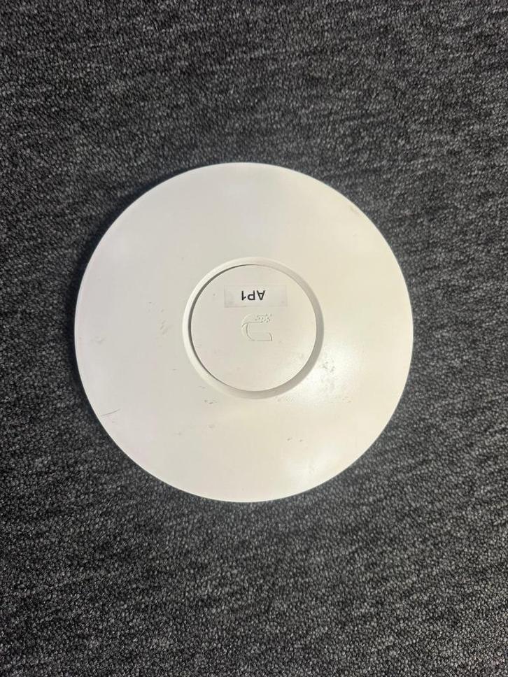 Ubiquiti UniFi UAP-PRO, Computers en Software, Accesspoints, Gebruikt, Ophalen