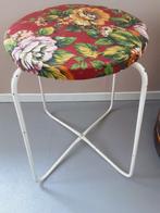 Zweedse Vintage Design Krukje met een kleurrijk bloemmotief, Ophalen, Gebruikt, Overige materialen
