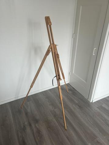 Gratis schildersezel, zo goed als nieuw! beschikbaar voor biedingen