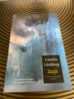 Camilla Läckberg - Zusje (Literaire Thriller), Ophalen of Verzenden, Gelezen, Nederland