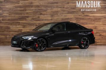 Audi RS 3 2.0 TFSI RS 3 quattro|Keramisch|Dealer|RSZetels|Ca beschikbaar voor biedingen