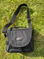 LowePro Nova 1 AW fototas, Audio, Tv en Foto, Ophalen of Verzenden, Zo goed als nieuw, Schoudertas, Lowepro