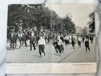 Klapkaart ansichstkaart Zwolle eerste regiment Huzaren, Verzamelen, Ophalen of Verzenden, Voor 1920, Ongelopen, Gelderland