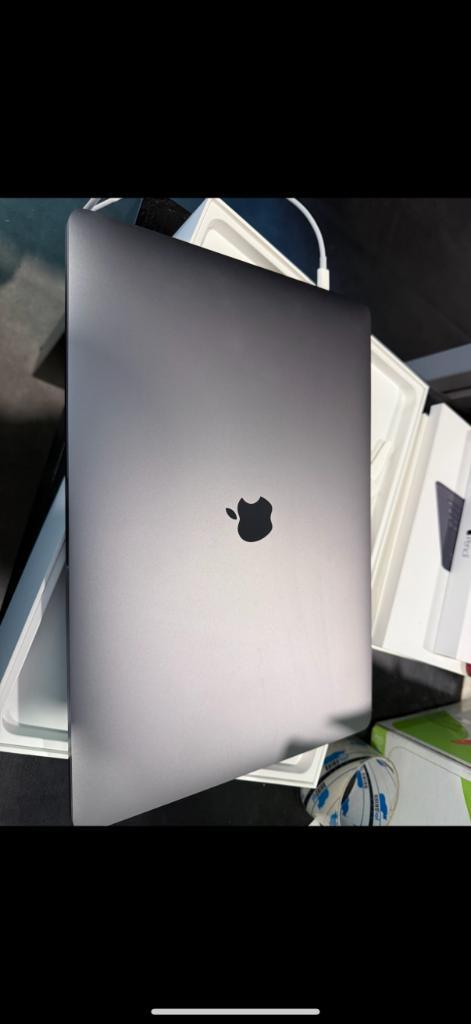 15-inch-2017-MacBook Pro (i7/16GB/512GB/Retina), Computers en Software, Apple Macbooks, Zo goed als nieuw, MacBook Pro, 15 inch