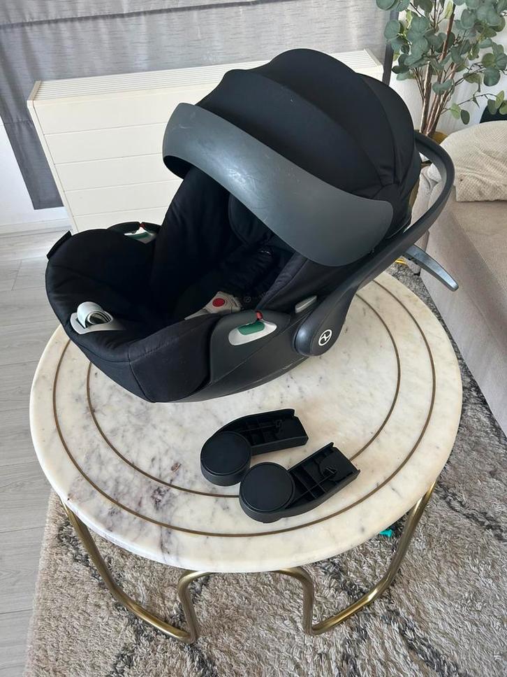 Autostoeltje Cybex Cloud T I-Size Zwart + gratis adapters, Kinderen en Baby's, Autostoeltjes, Gebruikt, Overige merken, 0 t/m 13 kg