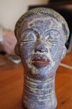 Beeld Afrikaanse vrouw in terracotta. Mooie kleur, Ophalen of Verzenden