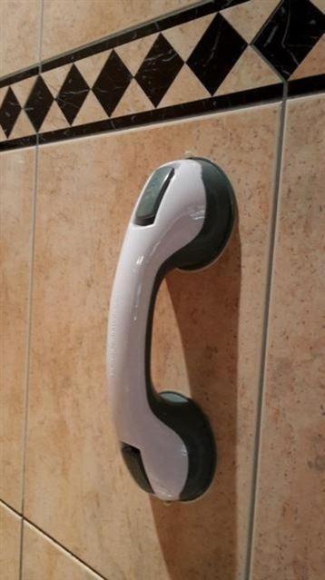 Handvaten voor in douche ruimte en badkamer. beschikbaar voor biedingen