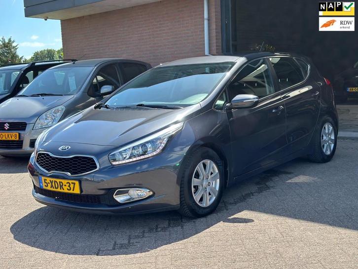 Kia Cee'd 1.6 GDI 20th Anniversary AIRCO, CRUISE, APK, NAP!, Auto's, Kia, Te koop, (Pro) Cee d, ABS, Airbags, Airconditioning