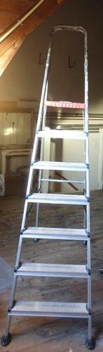 trap Altrex 7 treden, Doe-het-zelf en Verbouw, Ladders en Trappen, Ophalen, Trap, Zo goed als nieuw, Minder dan 2 meter