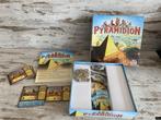 Pyramidion een spel van White goblin games [s879], Hobby en Vrije tijd, Gezelschapsspellen | Bordspellen, Ophalen of Verzenden