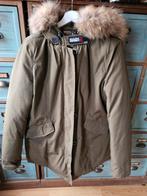 Winterjas Woolrich maat M., Woolrich, Ophalen of Verzenden, Zo goed als nieuw, Maat 38/40 (M)
