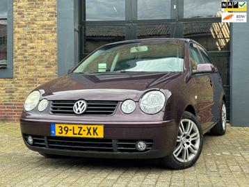 Volkswagen Polo 1.4-16V Sportline|Airco|Cruise Control|Net g